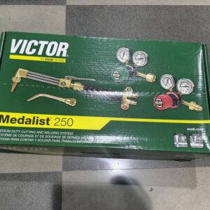 Complete victor cutting set