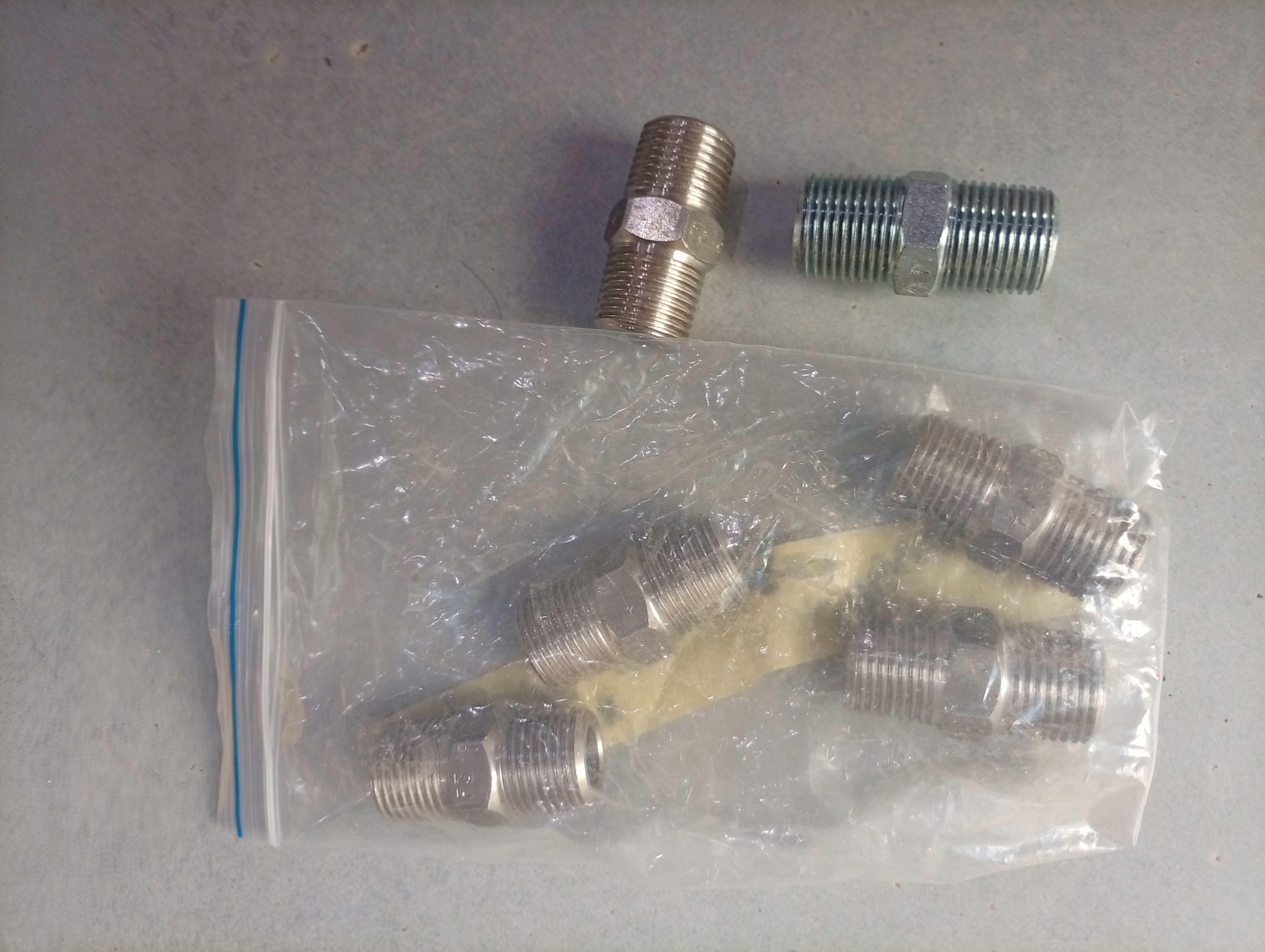 Stainless connector 1/2"