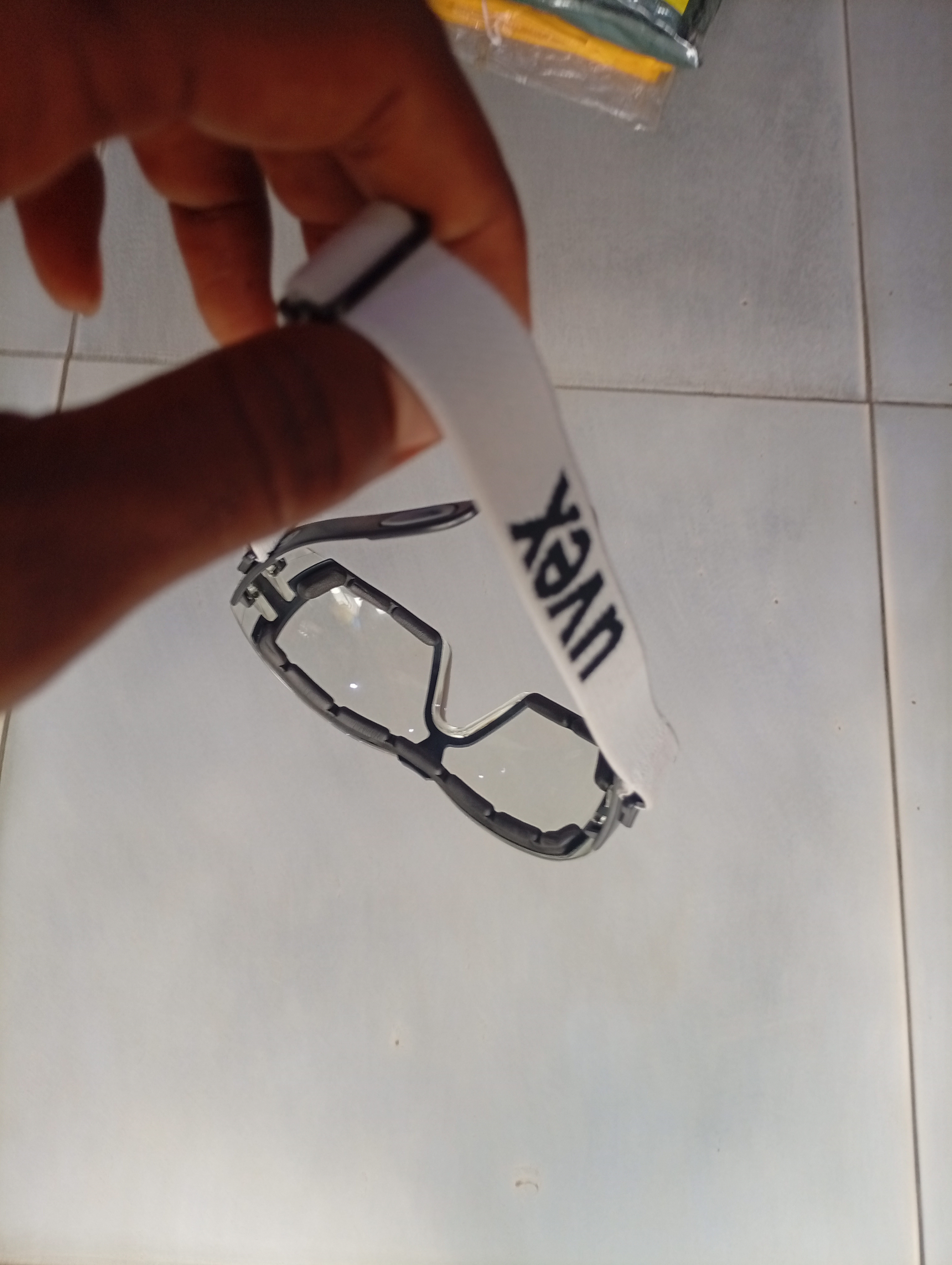 Safety googles with strap U-Vex