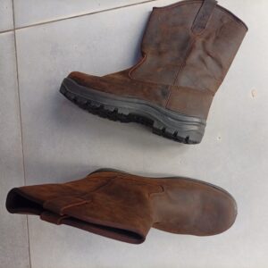Genuine high performance safety boots