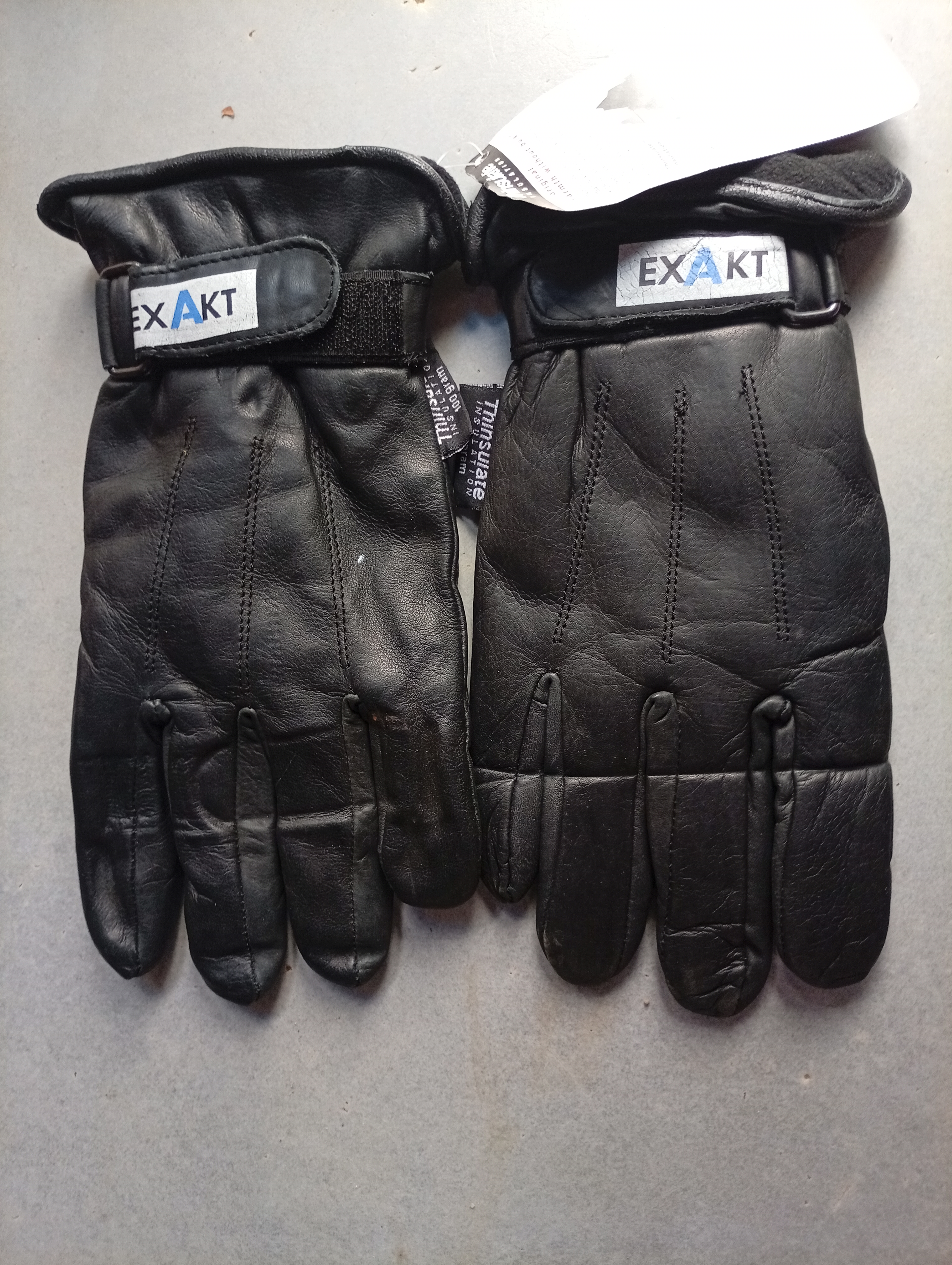 Exakt insulated hand gloves