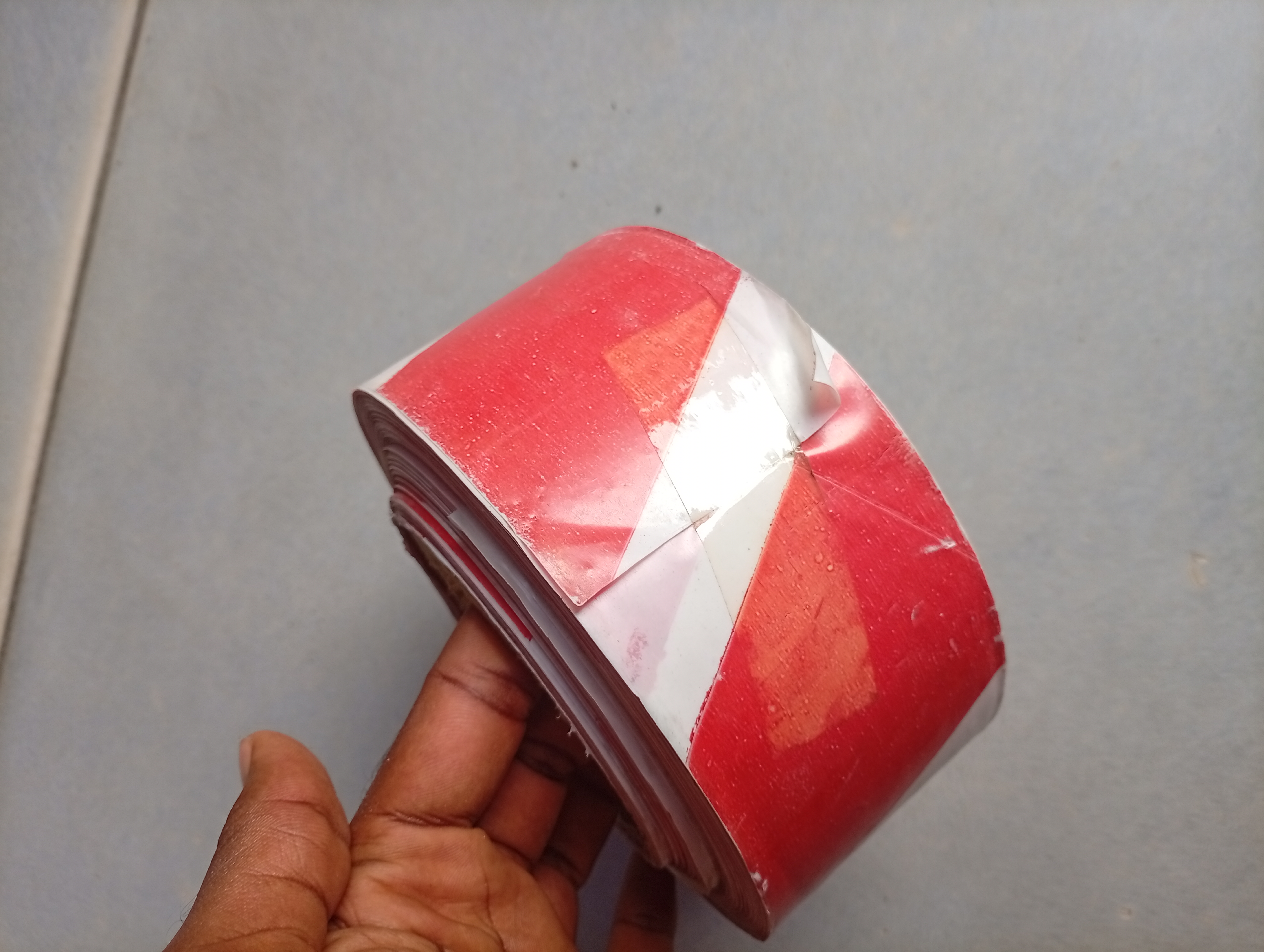 Caution tape red and white 500m