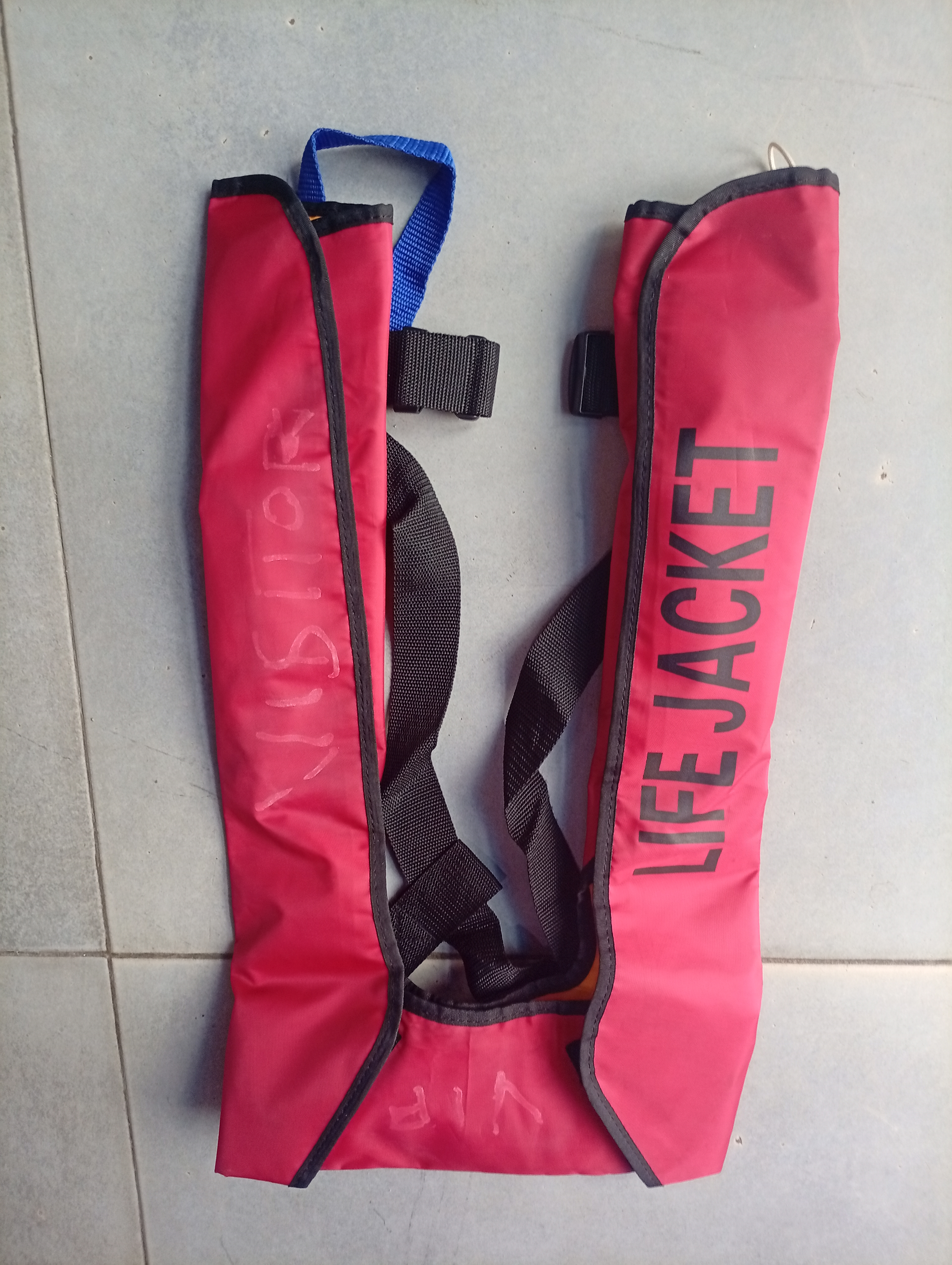 Life jacket